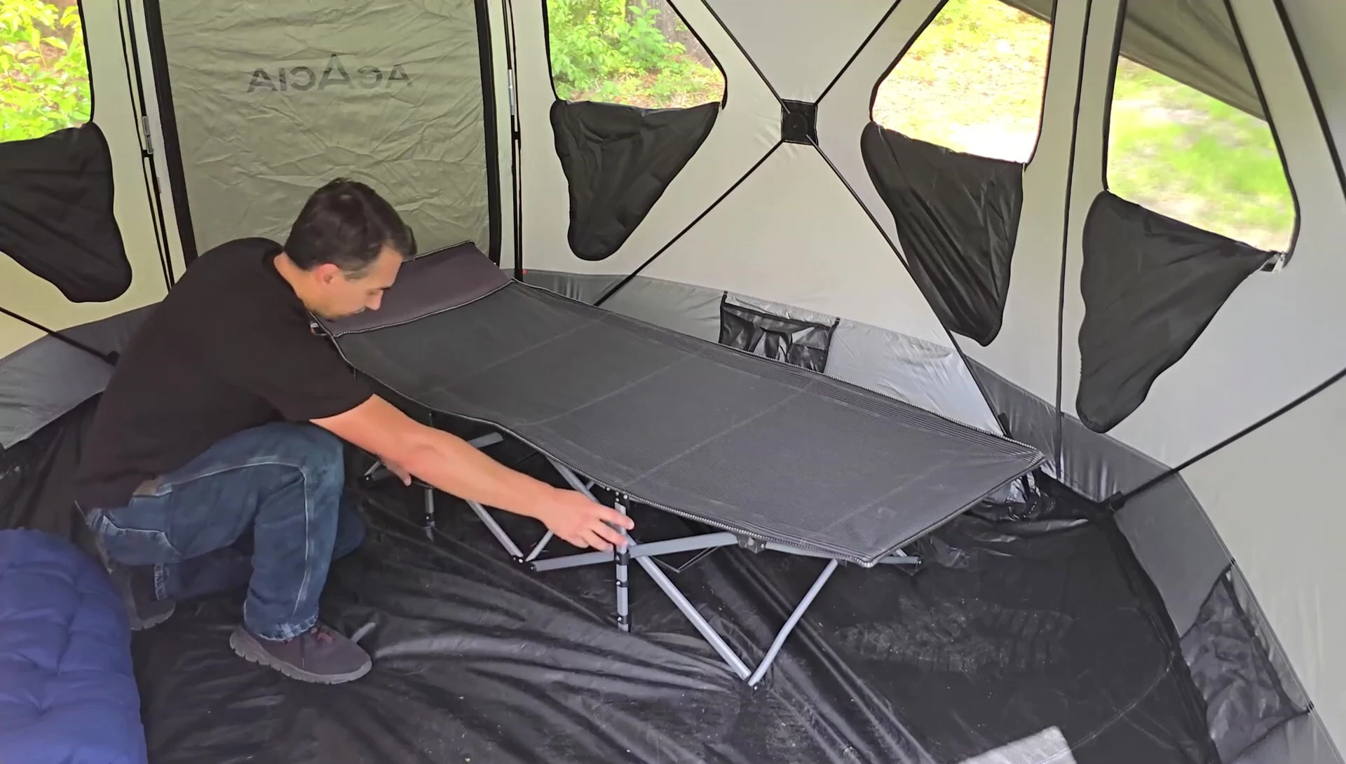 A shot illustrating the potential narrowness of the cot.