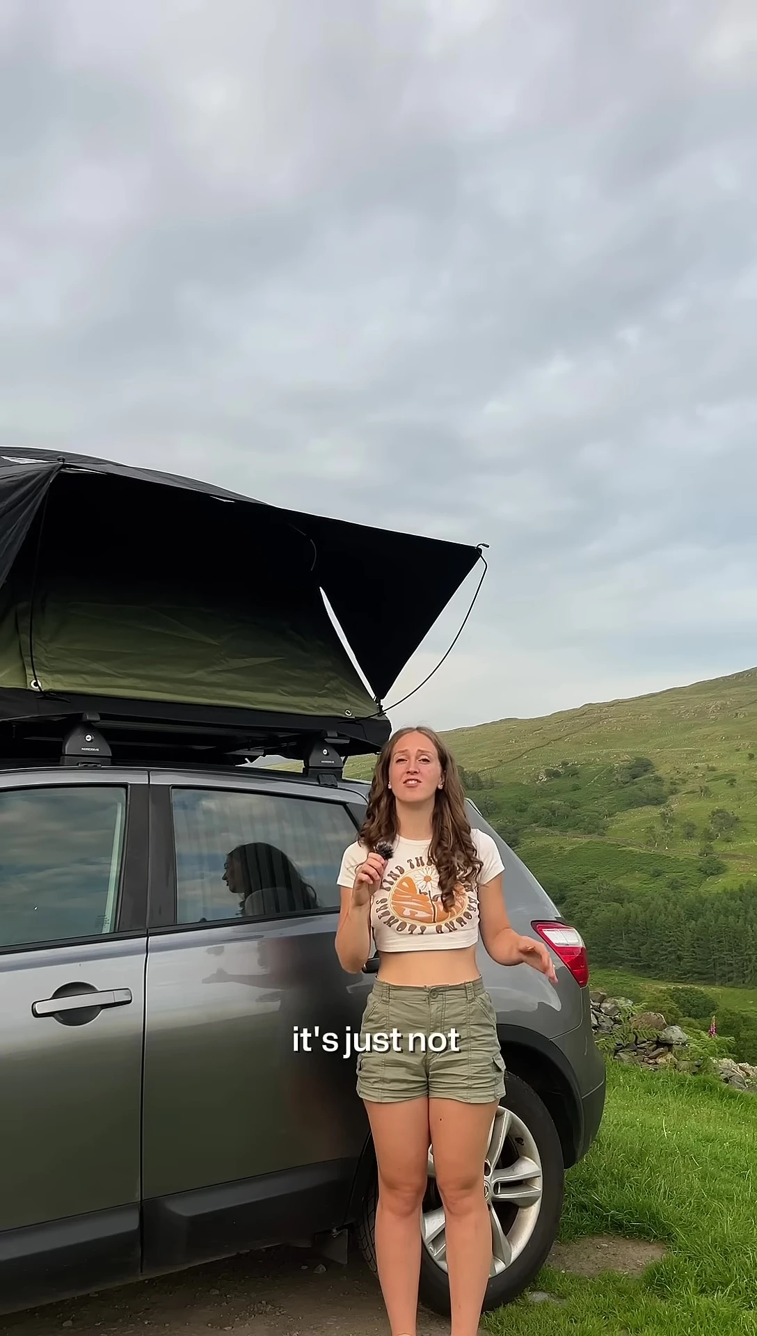 Image depicting an unsuitable location (layby)