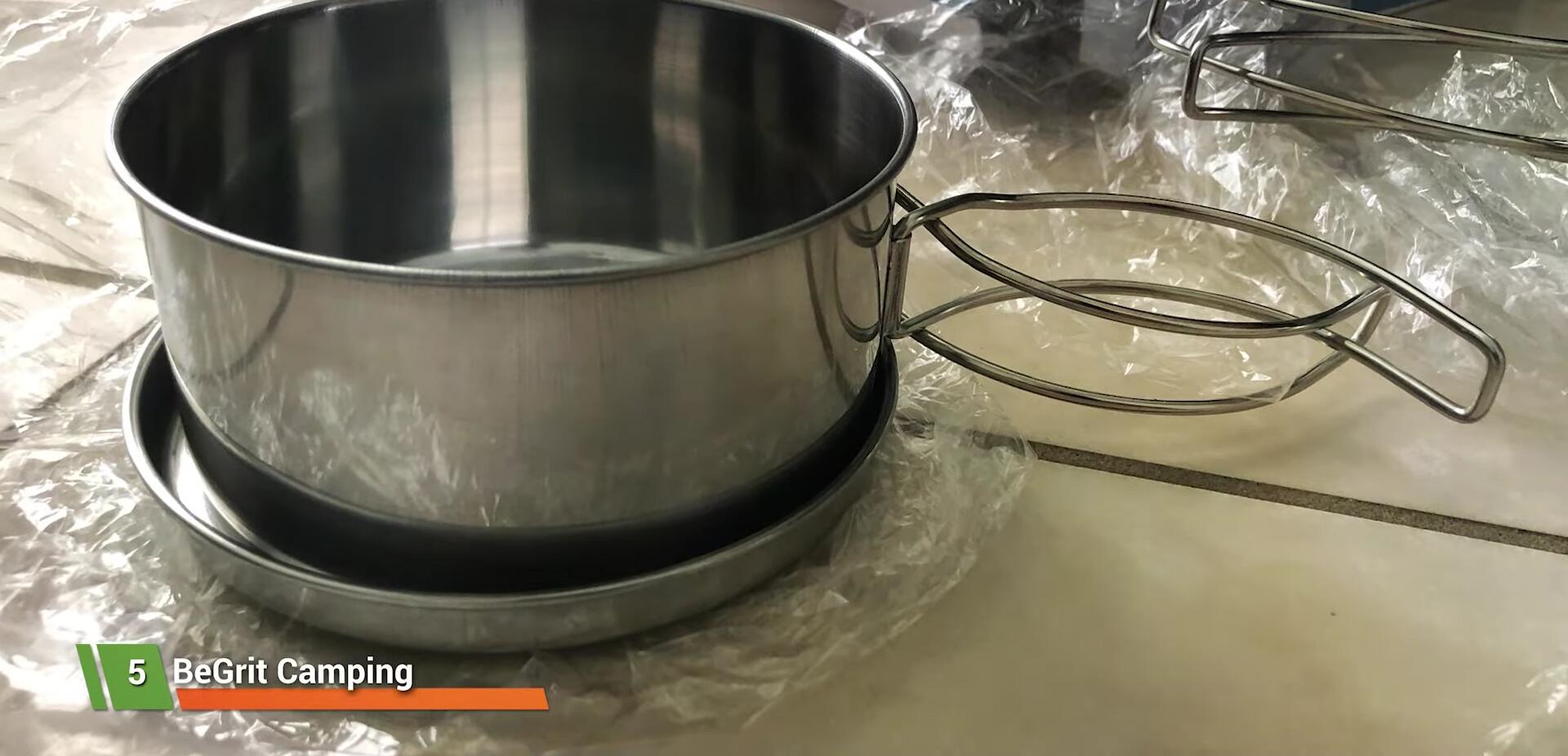 The Grit camping cookware set.