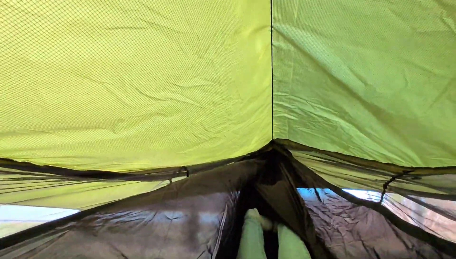 The overall layering and comfort of the hammock tent.
