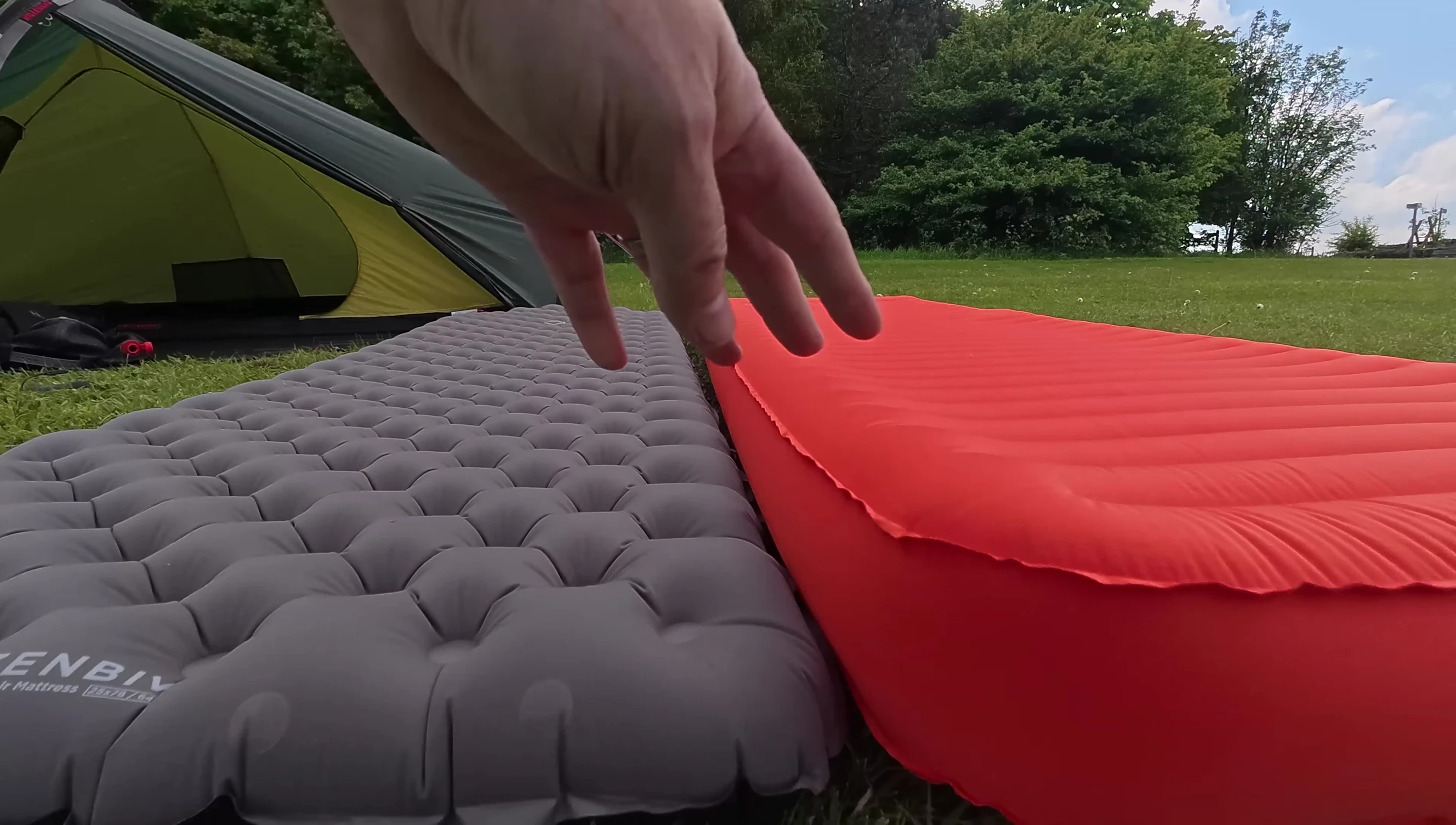 Comparison of the Thermarest NeoAir and Zenbivy pads