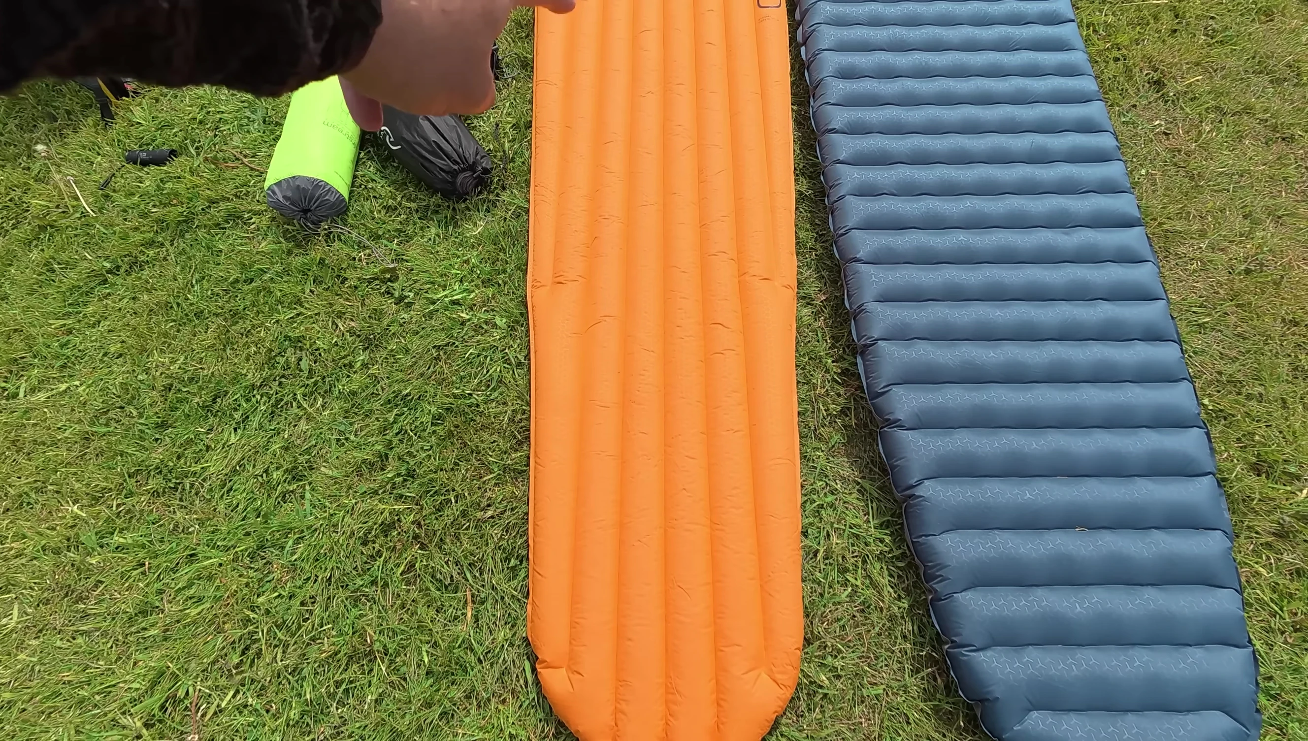 Close-up of vertical baffle design