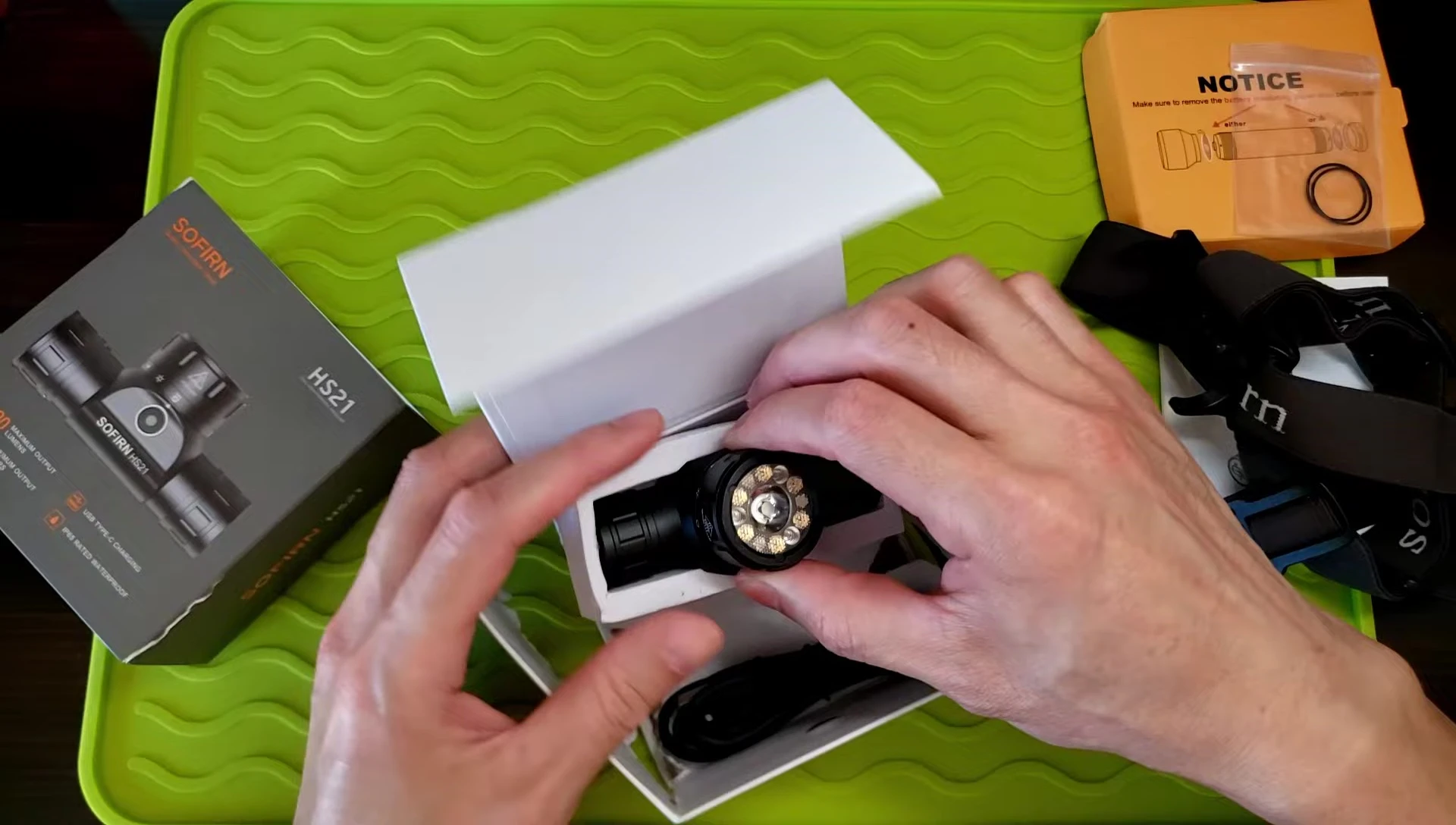 The HS21 headlamp and accessories