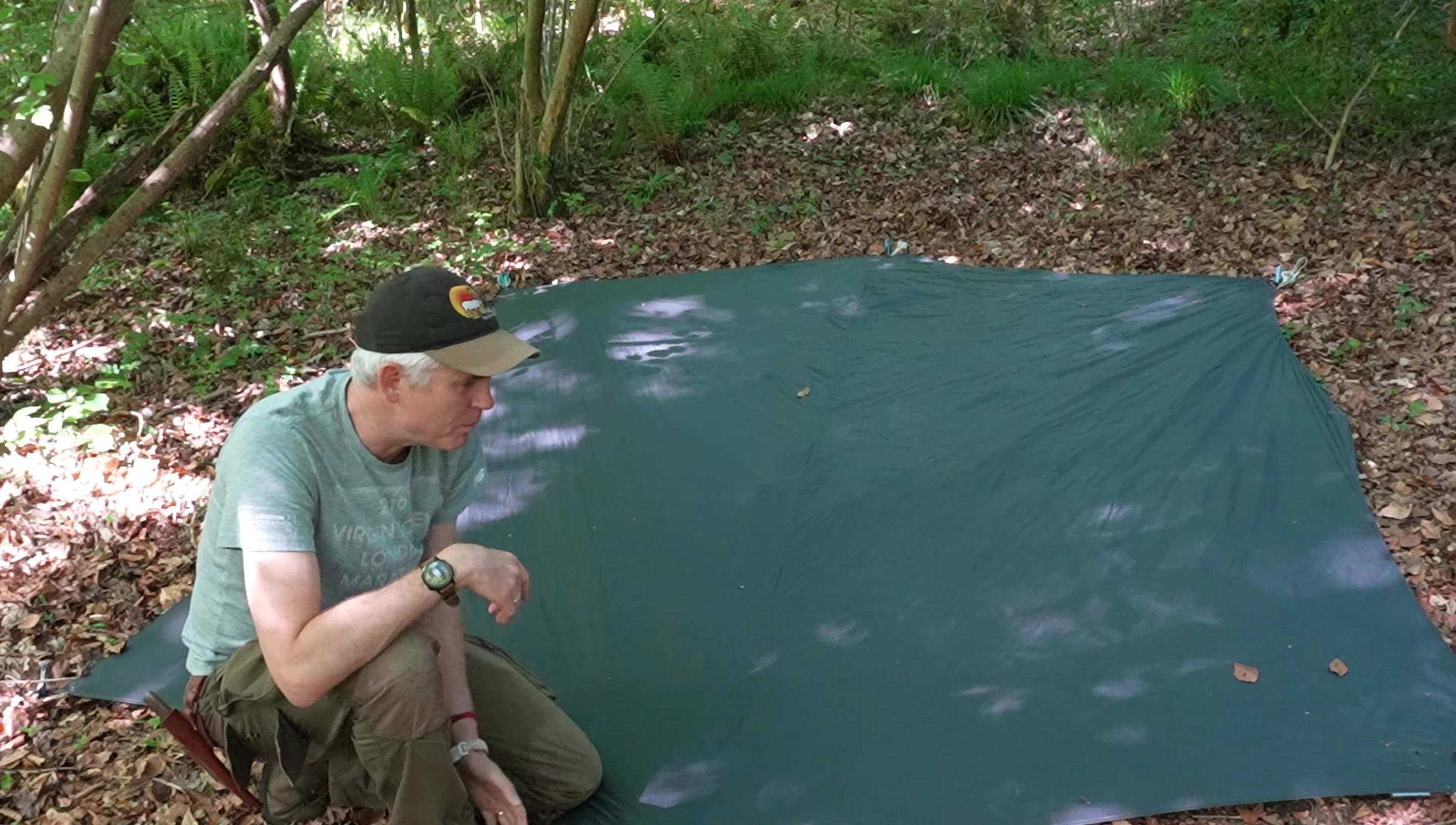 Suggestion of a rectangular tarp.
