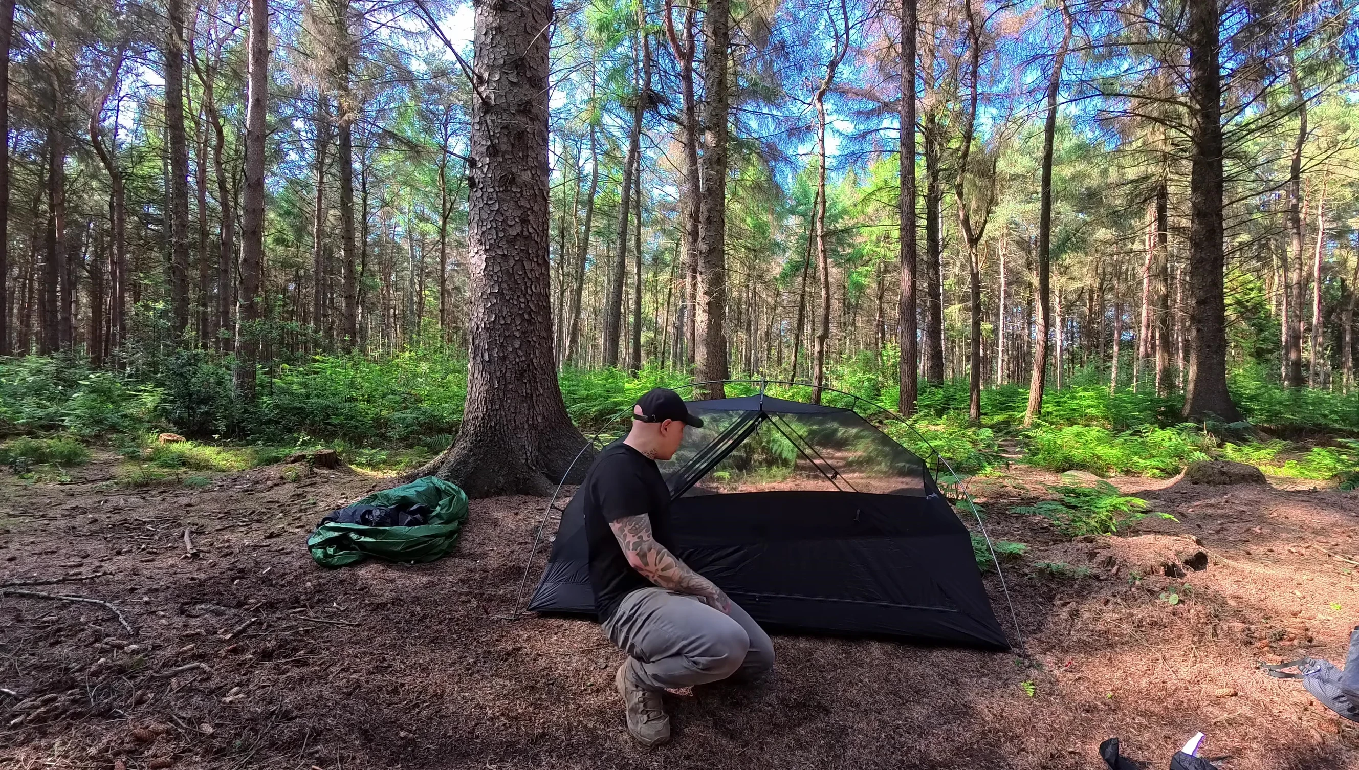 The two-way zipper on the tent door.