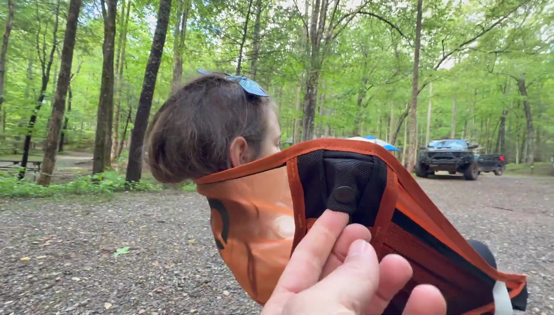 Close-up of the snap fasteners on the CLIQ Chair 2.0