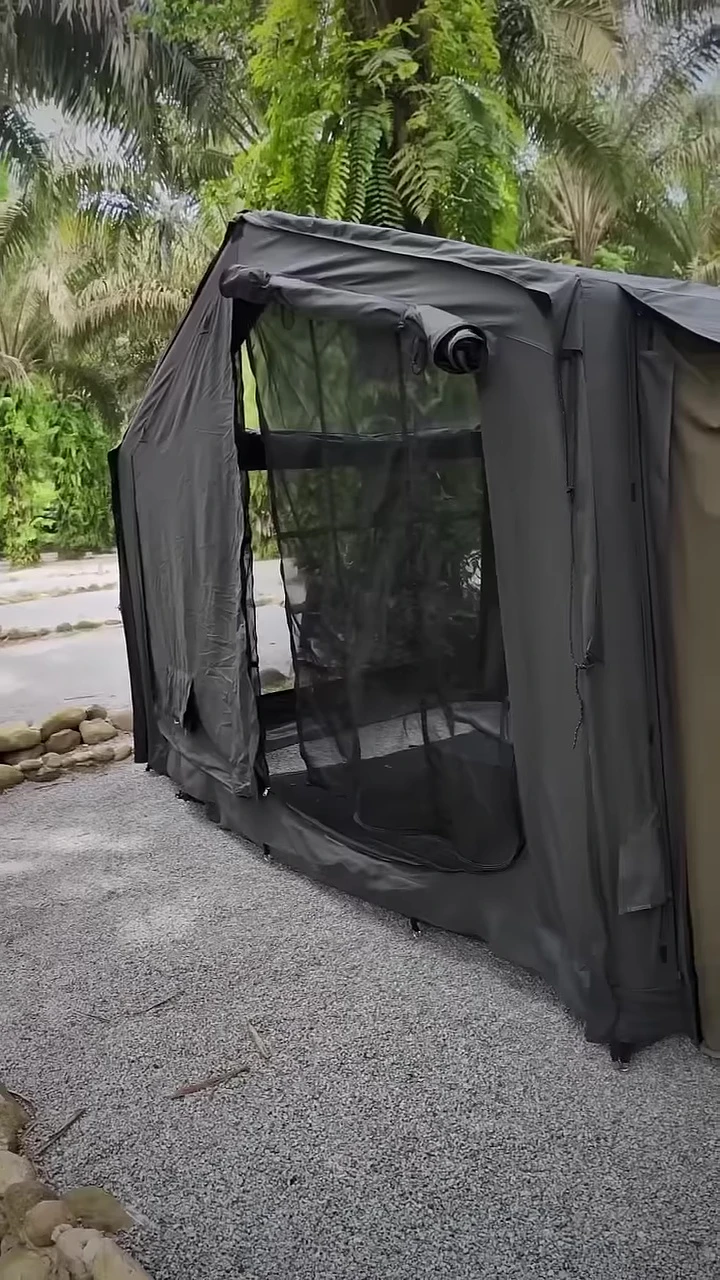 Block 10's front door and overall dimensions