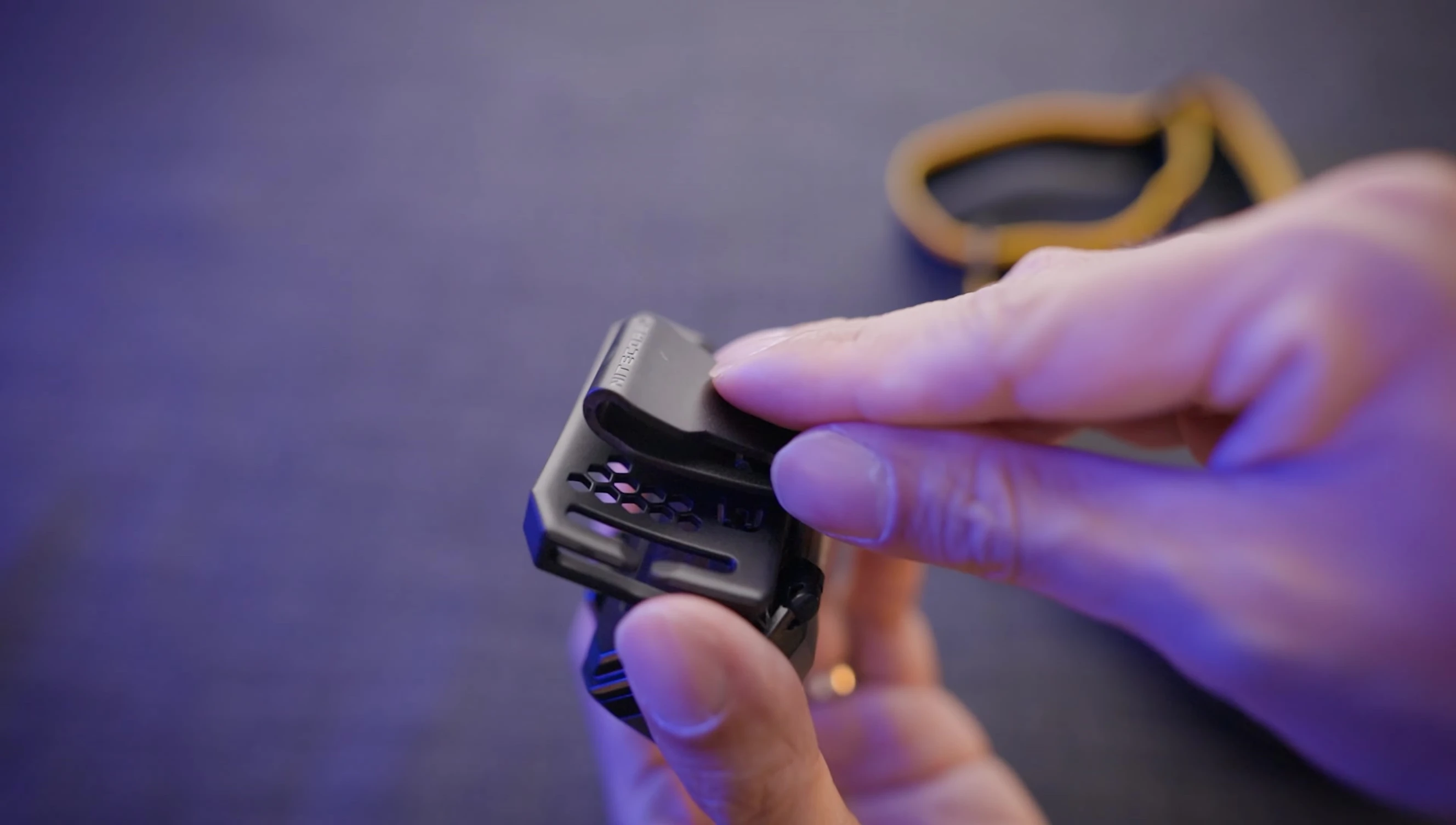 Demonstration of the headlamp's clip mechanism.