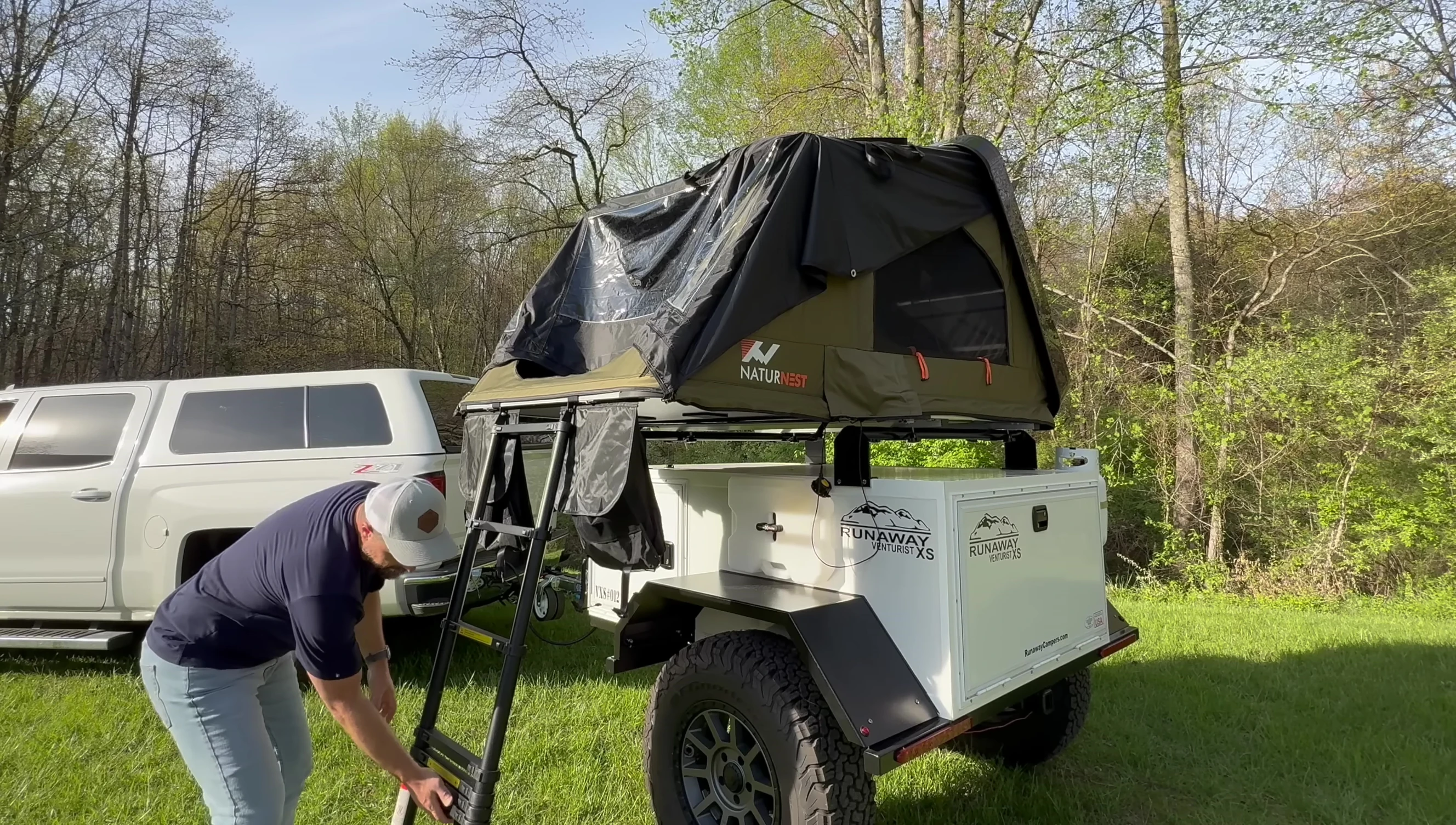 Folding and securing the ladder.