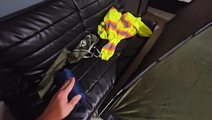 Use a damp face cloth to clean the inside of the tent, removing sand and debris.
