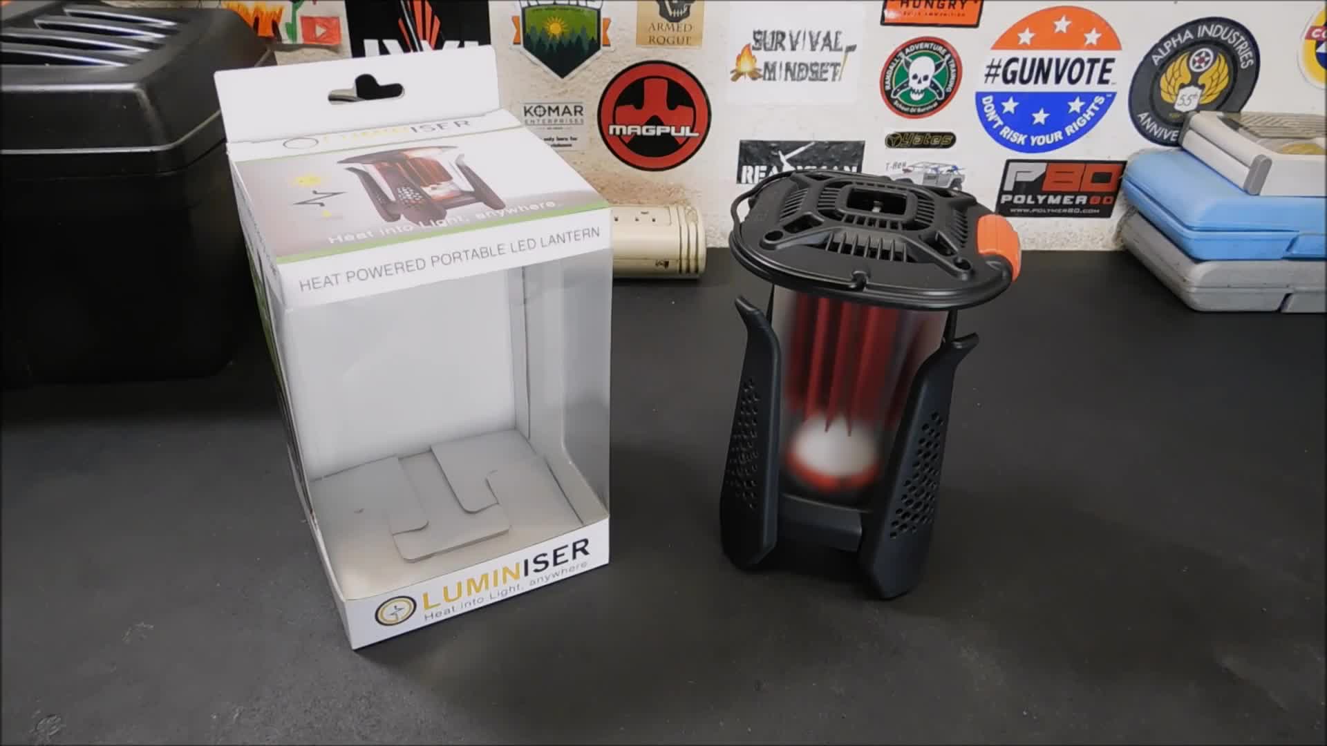 Opening scene highlighting the problem of dead batteries.