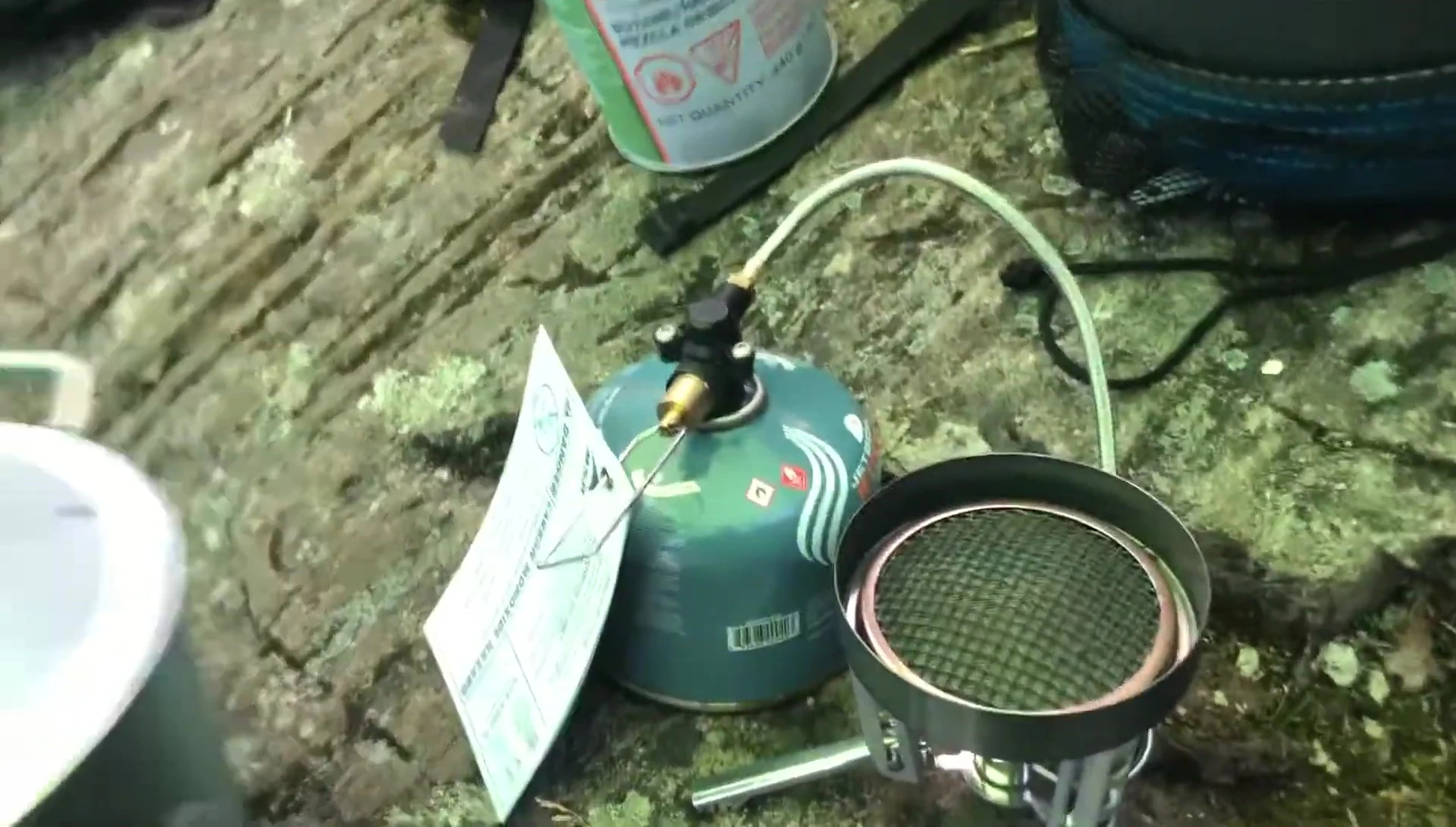 The 4.5-liter pot fitting on the Windburner.