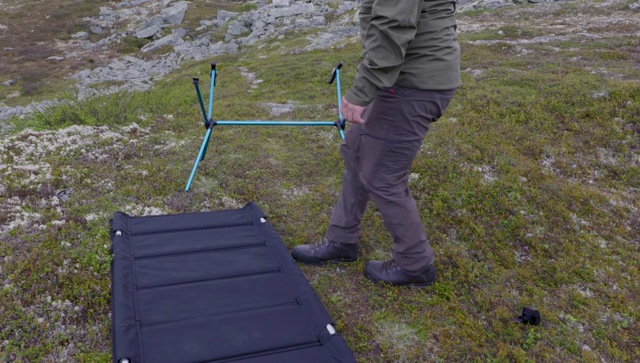 Attaching the feet to the table legs.