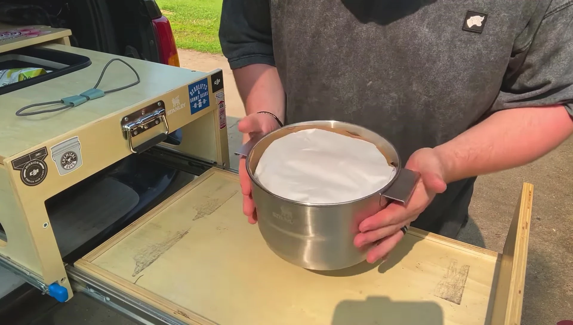 The 4-quart pot from the cookset.