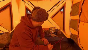 Trangia 25 vs FireMaple Cook Kit: A Detailed Comparison for Backpacking