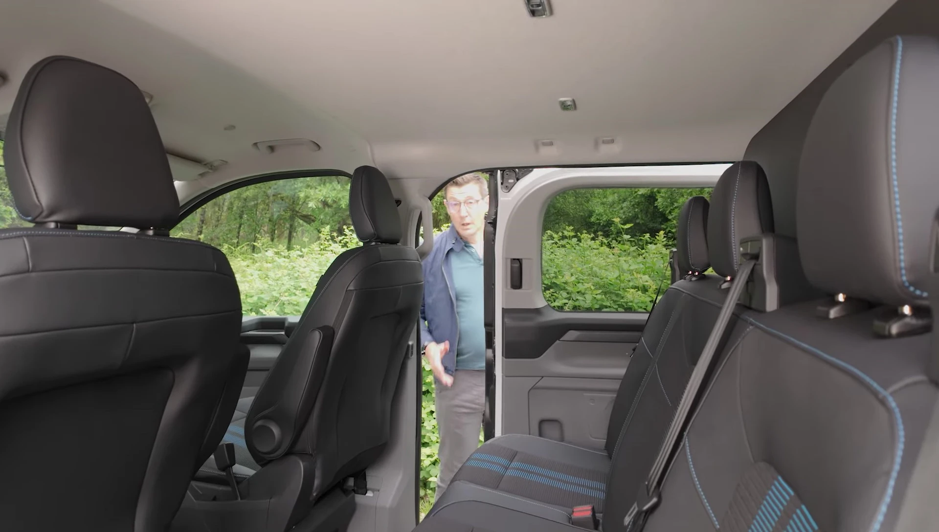 Sliding door of the Ford Transit Custom.
