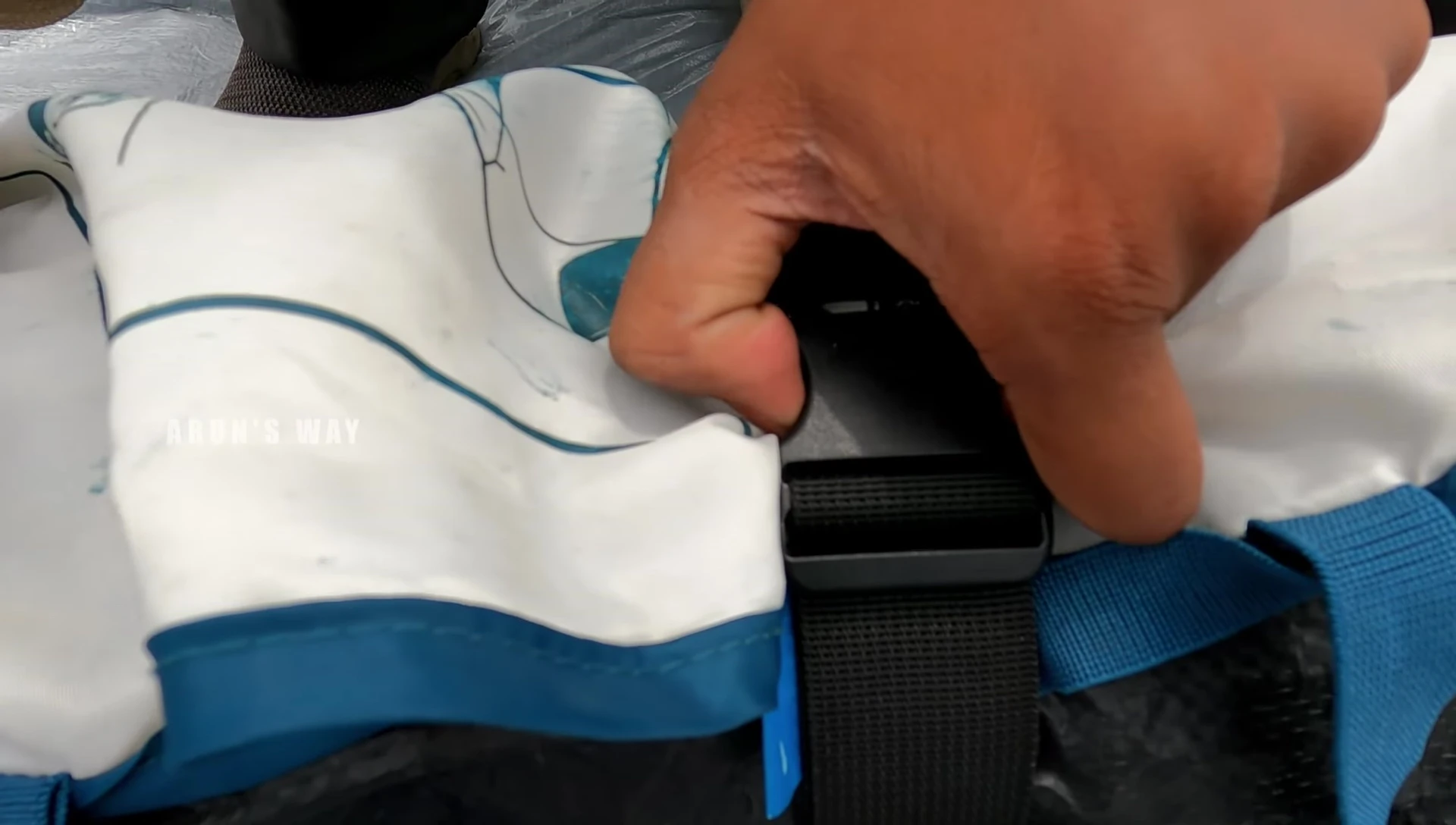 The additional clips purchased separately.