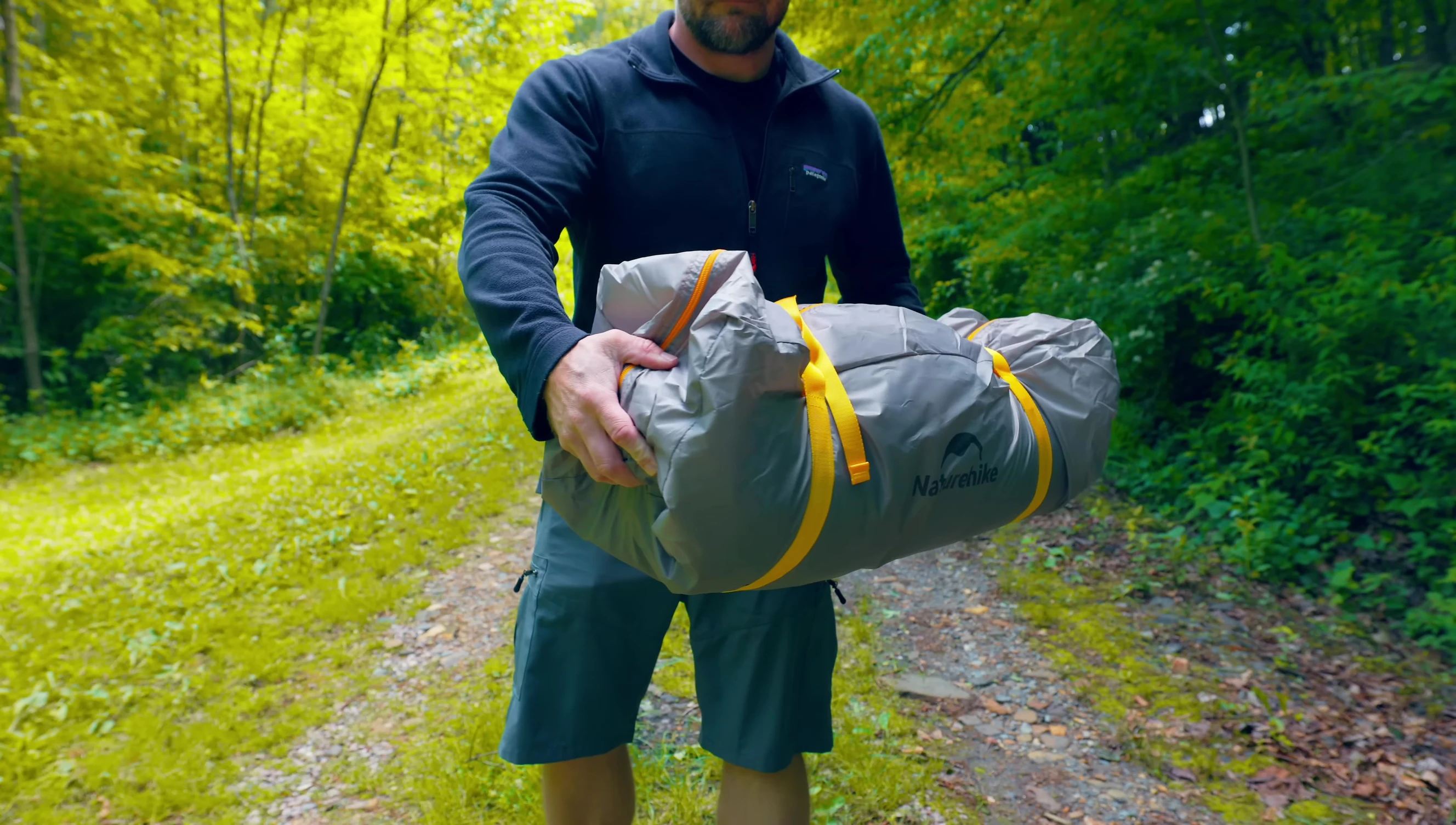 Shot showing packed size and weight.