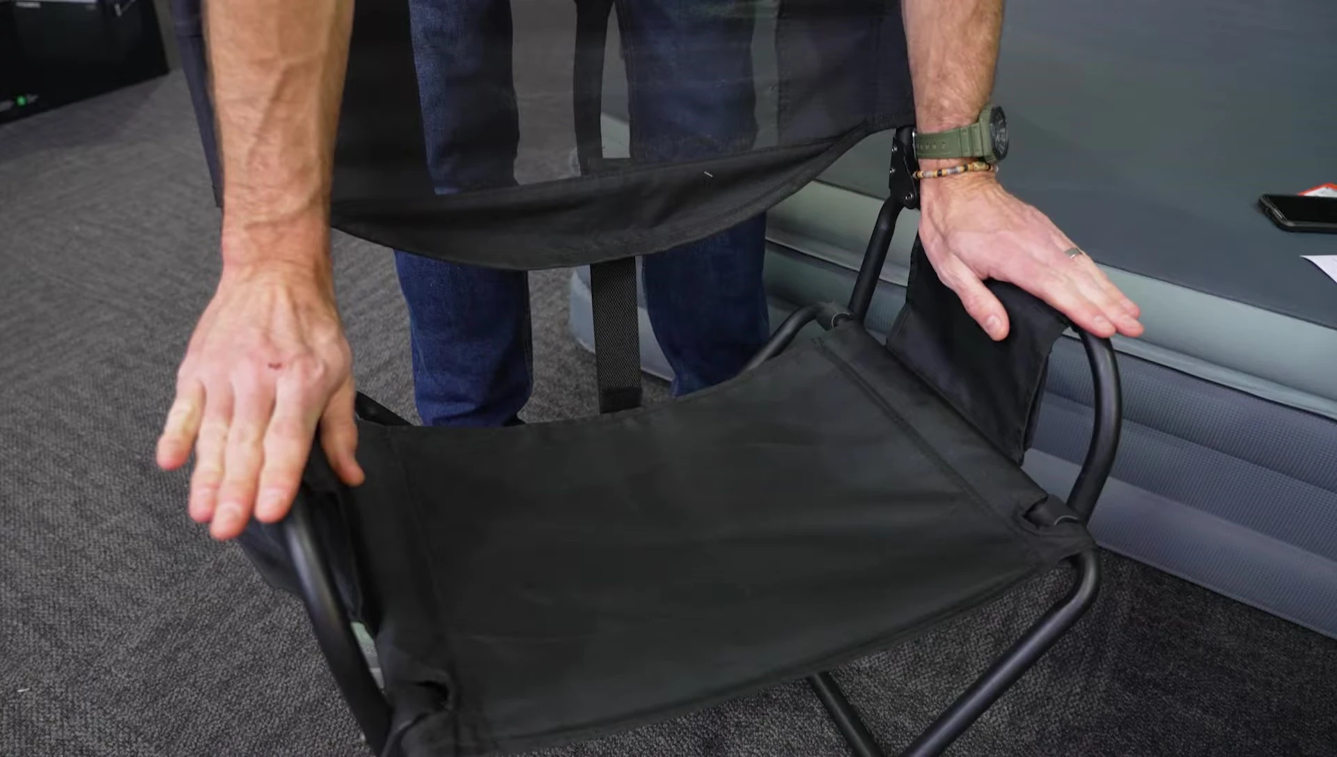 Dimensions of the set-up chair are shown.